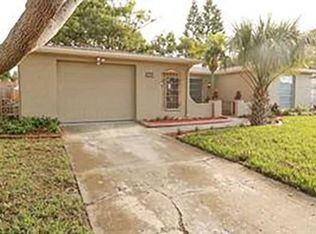 7401 Oak Crest Dr, Pt Richey, FL 34668