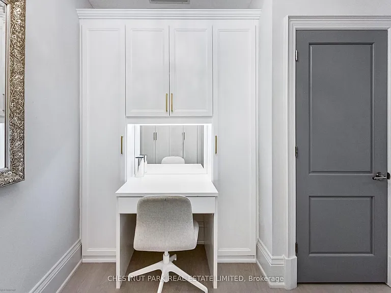 181 Davenport Rd #205 — Photo 10