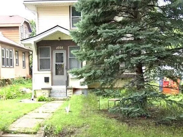 1095 Maryland Ave E, Saint Paul, MN 55106