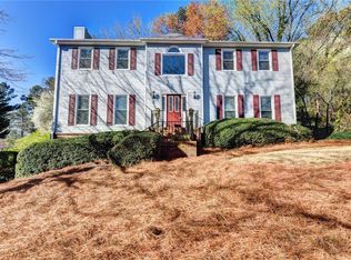 280 Timber Laurel Ln, Lawrenceville, GA 30043