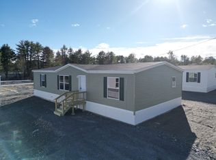 26 Amelia Ln, Waterville, ME 04901