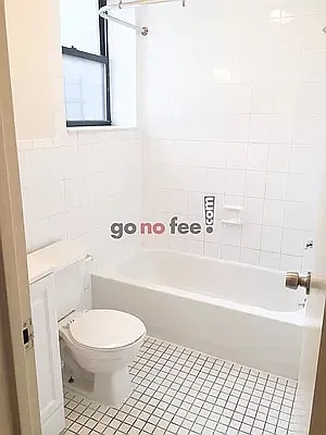 Rented by C2R Management LLC | media 4