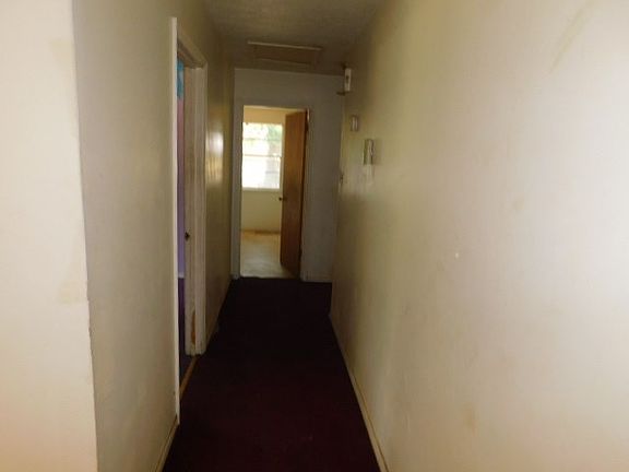 4th image of 508 W Lee St