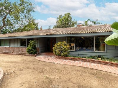 11181 Newport Ave, Santa Ana, CA, 92705