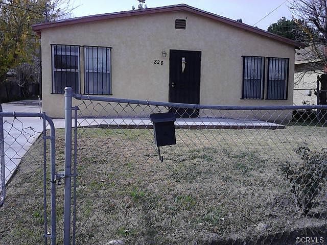 1st image of 828 N L St