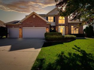 3713 Armstrong Dr, Bloomington, IL