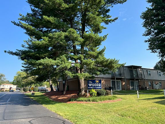 3rd image of 3300 Wooded Way #18