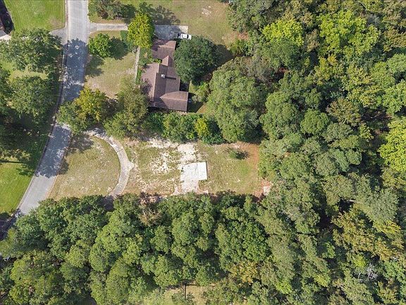 5th image of 3340 Foxfire Ln