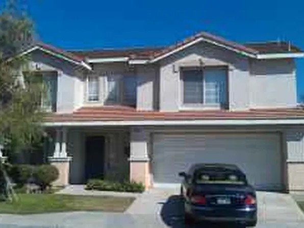 4240 Sydney Harbour Dr, Riverside, CA 92508