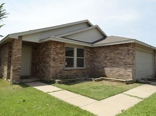 8100 Winding Stream Ln, Denton, TX 76210