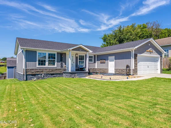 1142 Gregory Valley Dr, Sevierville, TN 37876