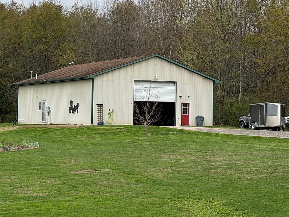 1st image of 8128 Howard Rd