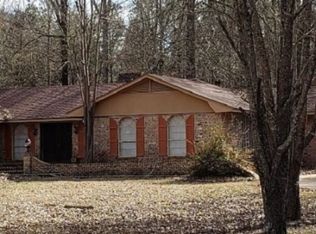 4874 Woodlawn Dr, Bastrop, LA 71220