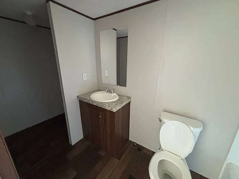 105 Exter Dr #21 — Photo 8