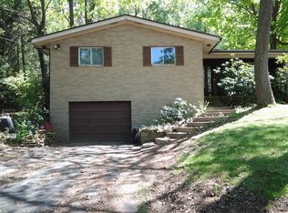 2581 Evergreen Dr, Indiana, PA 15701