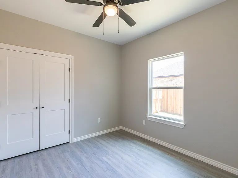 7900 Freedom Crest Ave — Photo 30