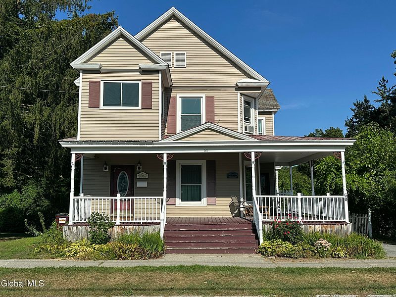 2nd image of 60 Oak Street
