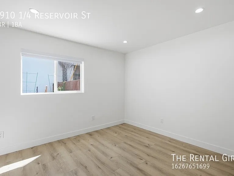 2910 1/4 Reservoir St — Photo 13