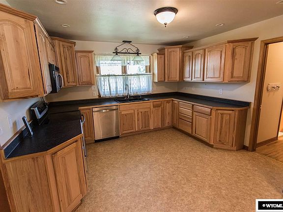 4th image of 3600 Monte Vista Dr