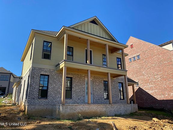 2nd image of 230 N Natchez Dr