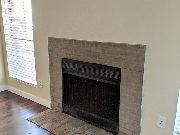 3rd image of 7200T C St #201