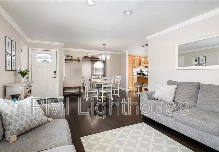 654 Bermuda Rd — Photo 3