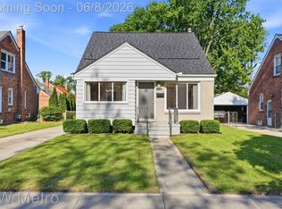 3525 Westwood St, Dearborn, MI 48124