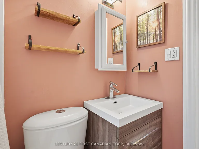 110 Emery St E #110 — Photo 24