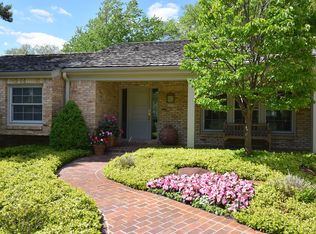 450 E Laramie Ln, Bayside, WI 53217