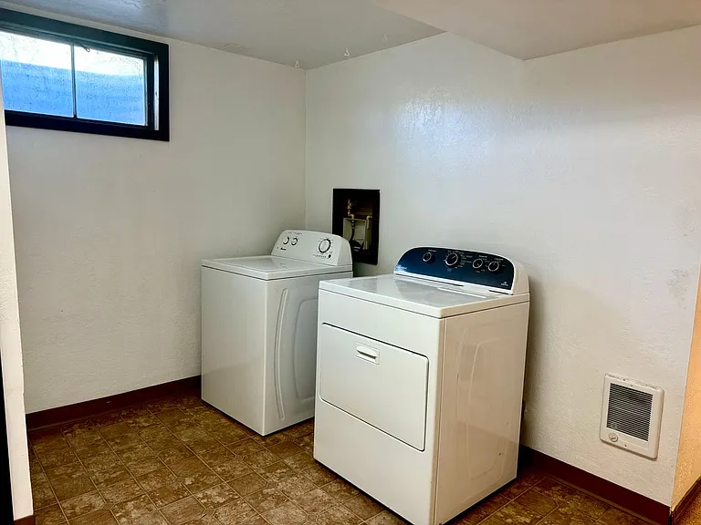 2434 Wyoming St — Photo 4