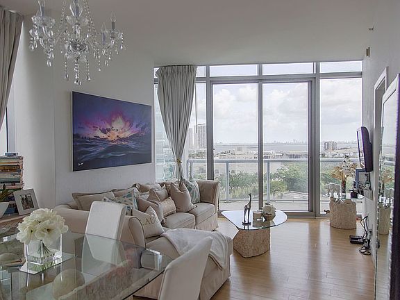 4th image of 888 Biscayne Blvd APT 1212