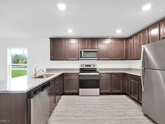 3rd image of 3821 NE 9th Place Cpe