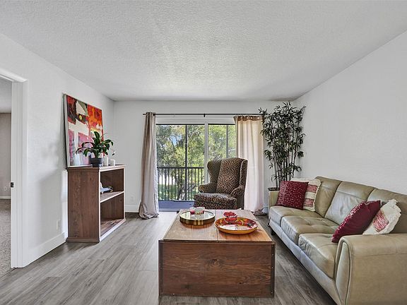 5th image of 8735 Ramblewood Drive #316