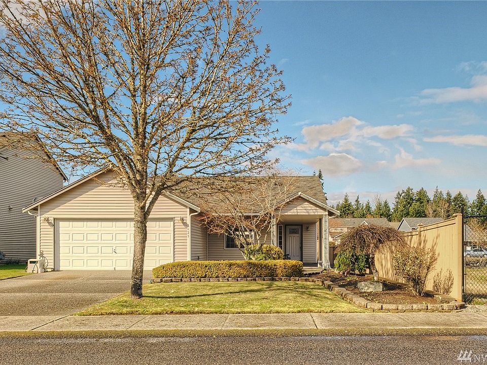 THE PERFECT rambler located in the gated neighborhood of Augusta. 
