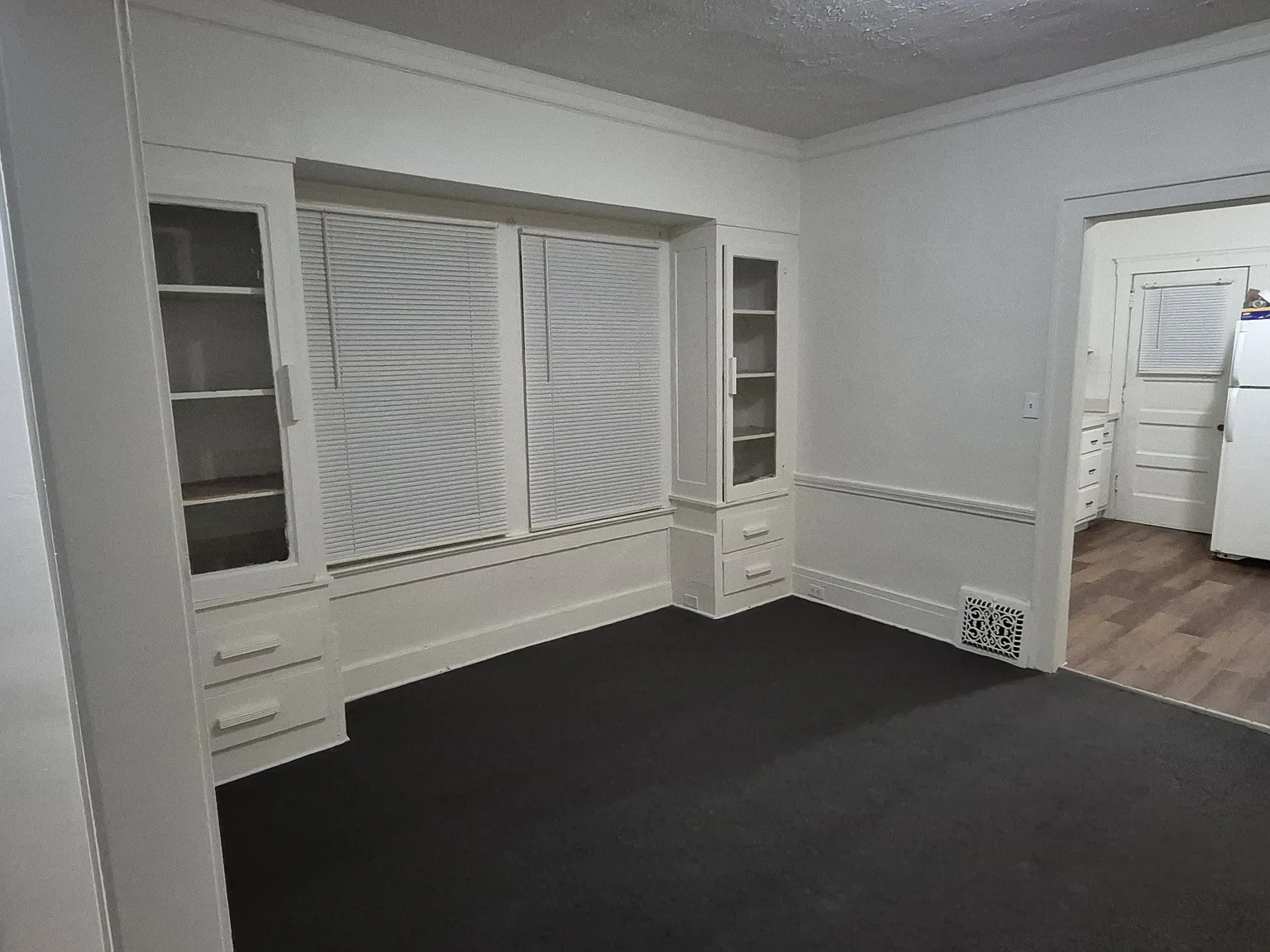 Orchard Grove Ave, Lakewood — Photo 2