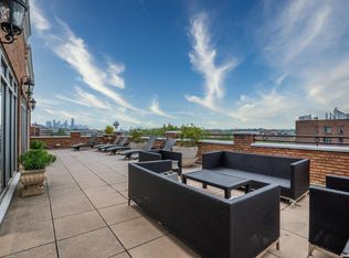 6812 37th Rd APT 703, Woodside, NY 11377