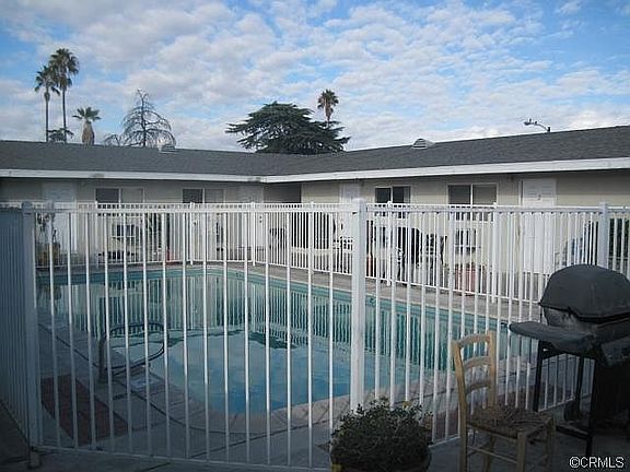 4th image of 26665 Ward St APT 3