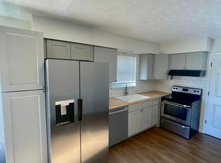 236 Hill N Dell Rd, Paris, KY 40361