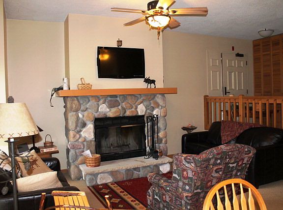 5th image of 331 Whiteface Inn Ln APT 9