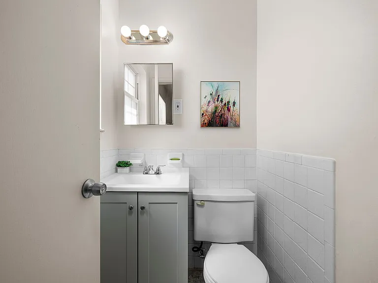 White Birch Apartments — Photo 16