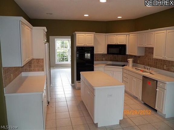 4th image of 180 Linwood Dr