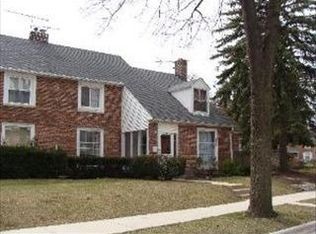 1427 Willow Ave, Des Plaines, IL 60016