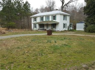 9 Cardinal Rd, Cardinal, VA 23025