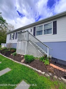 467 Bagnick St, Peckville, PA, 18452