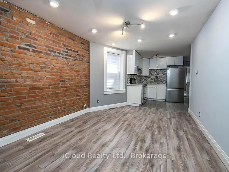 225 Wallace Ave — Photo 5