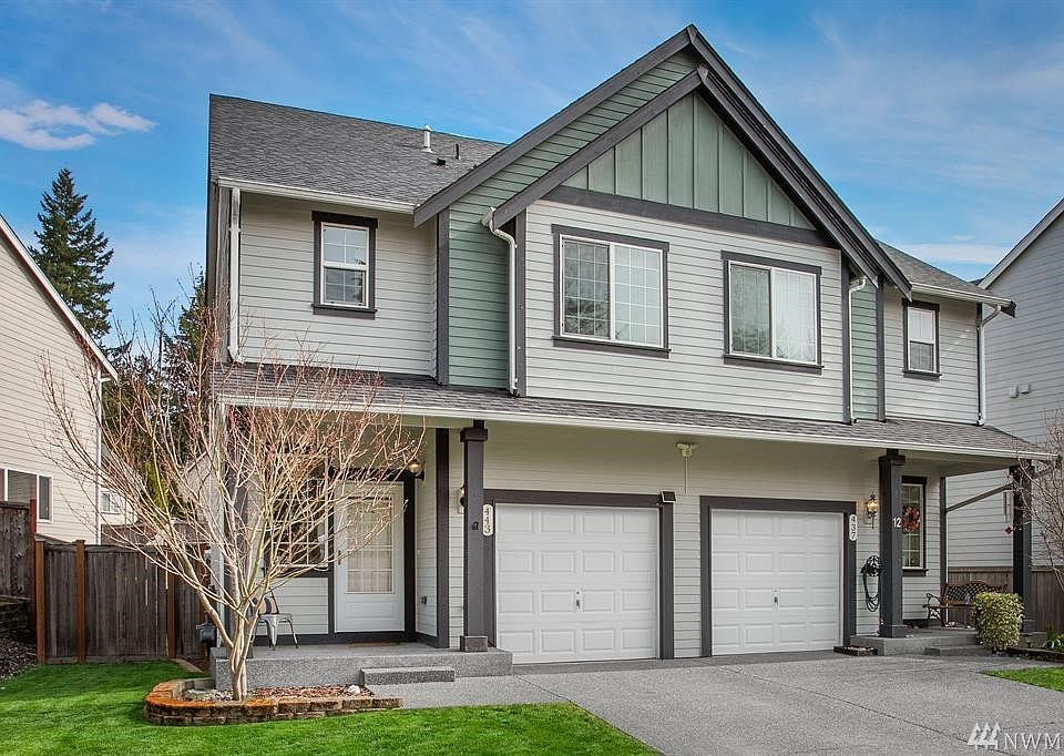 1st image of 443 NE Miramar Cir