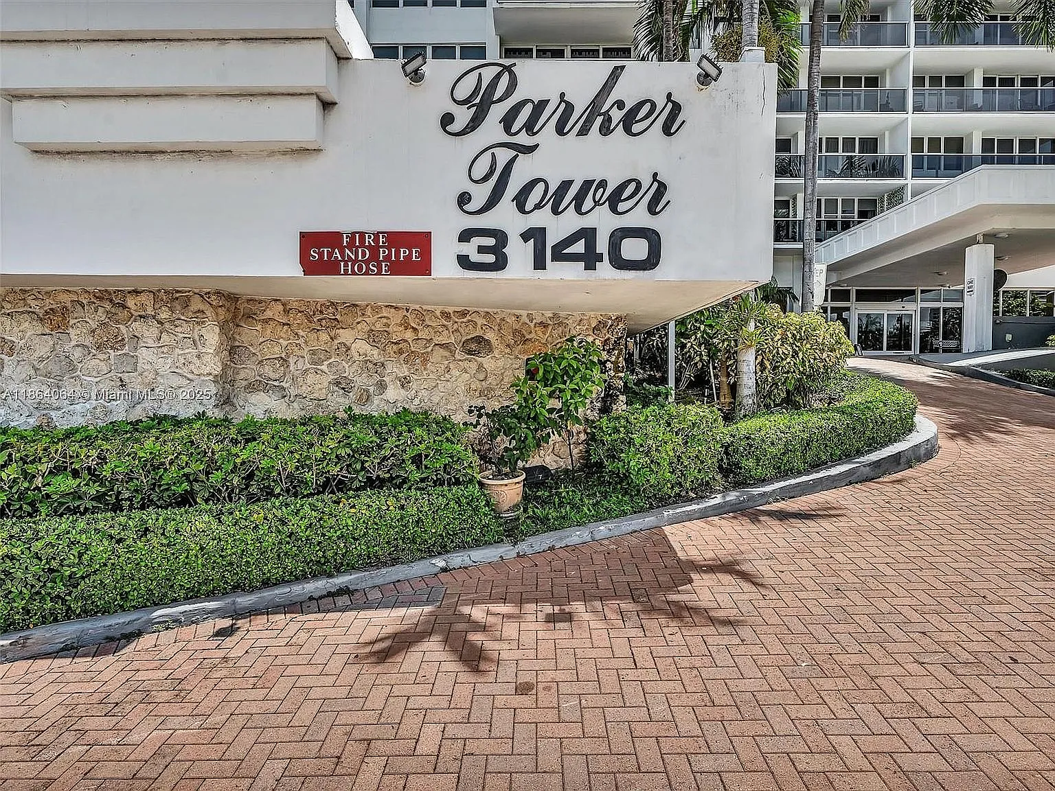 2 bed, 1222 sqft, $2,950 — Photo 3