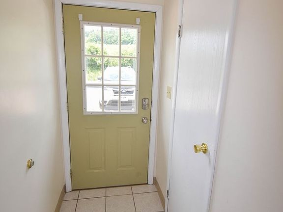 3rd image of 73 Cider Press Rd APT 8