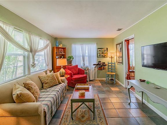 2nd image of 2643 45th St S