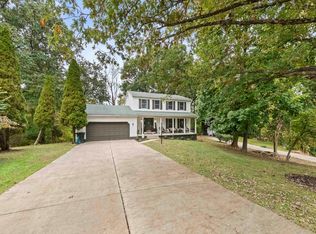 138 Mount Savage Dr, Ashland, KY 41101